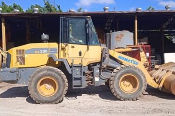 Pá carregadeira JCB 426 zx ano 2012 motor cummins - Minnera